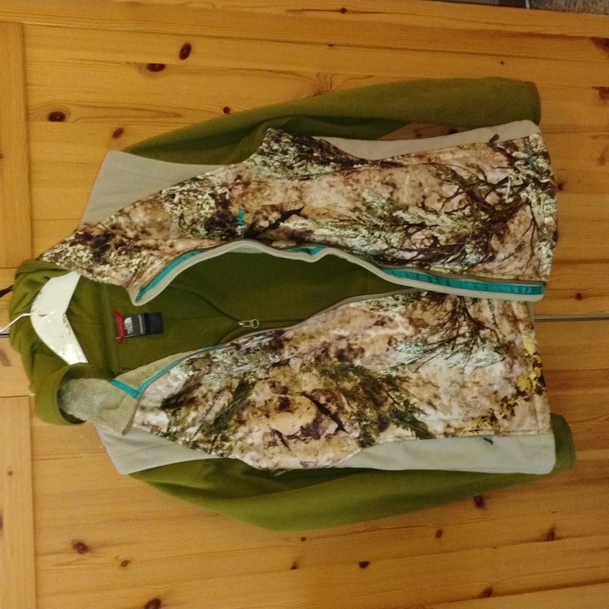 Cabela's Camouflage Outfither Zip Vest Sz Lg Nwot